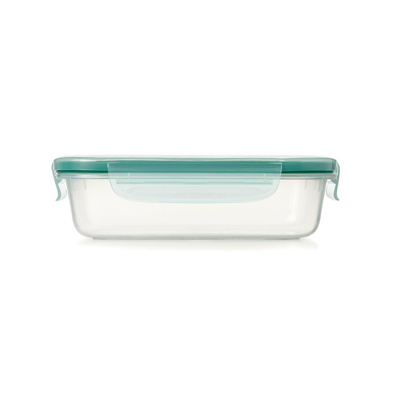 oxo-good-grips-5-1-cup-smart-seal-plastic-container-q0 11175100snap5point1cup.jpg