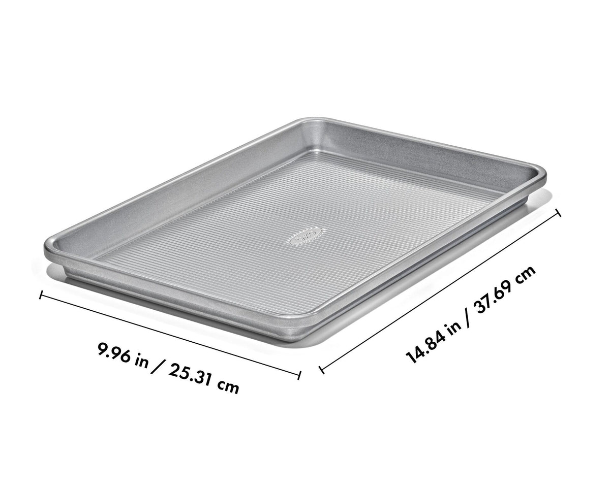 non-stick-pro-clear-coated-jelly-roll-pan-i7 gg_11435000_jelly-roll-pan_apdp_01_dim.jpeg