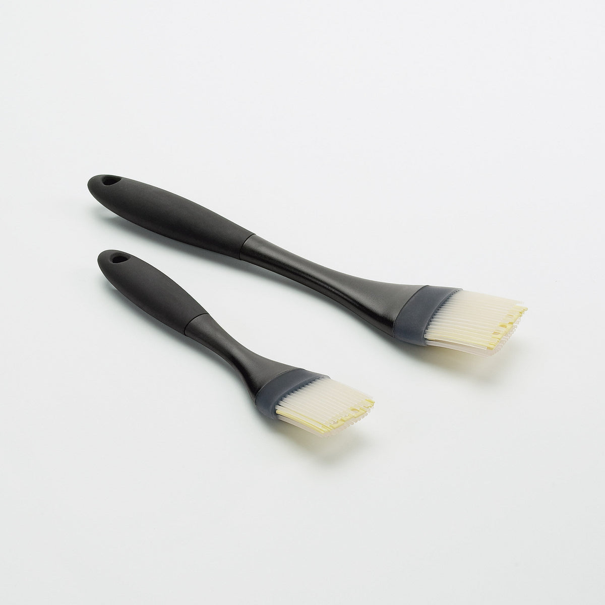 silicone-basting-brush-p9 1071061_3_oxogoodgrips_siliconebastingbrush.jpg