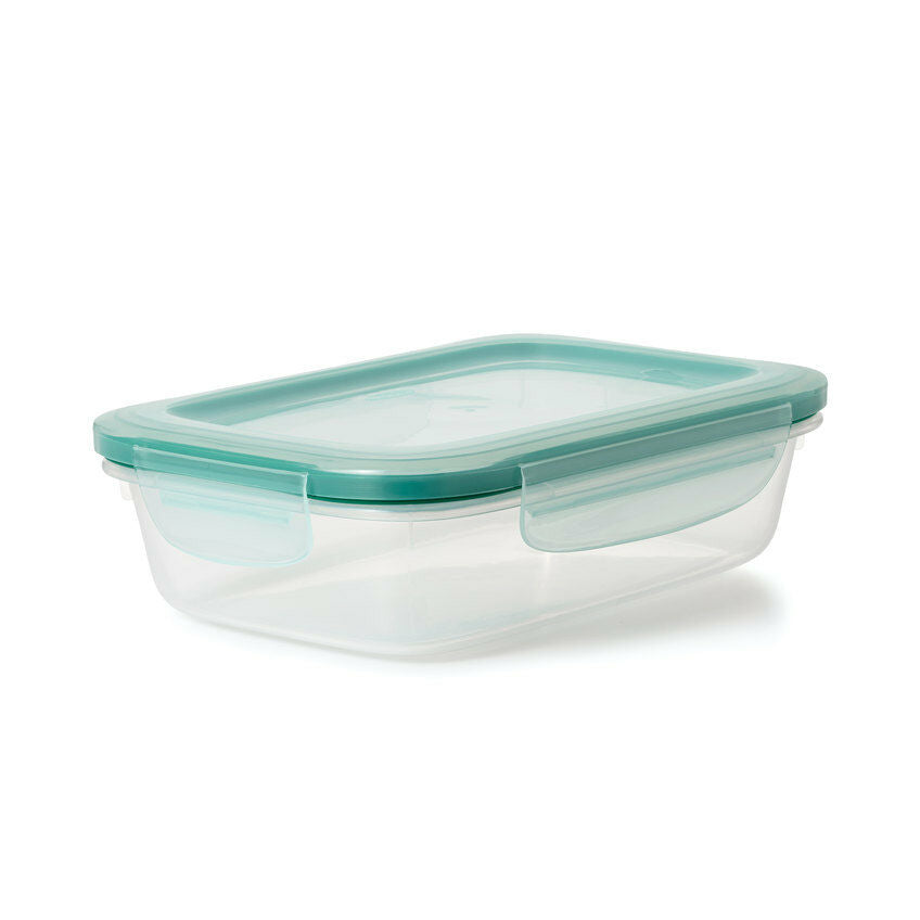 oxo-good-grips-5-1-cup-smart-seal-plastic-container-q0 11175100snap5point1cup2.jpg