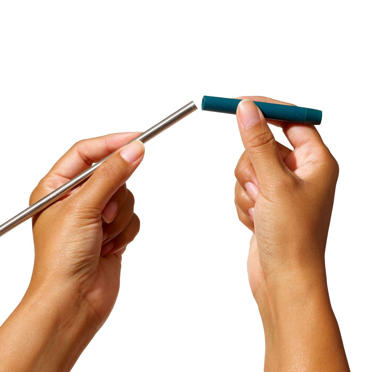 4-piece-reusable-straw-and-brush-set-with-case-l3 11300200_4b_1_.jpg