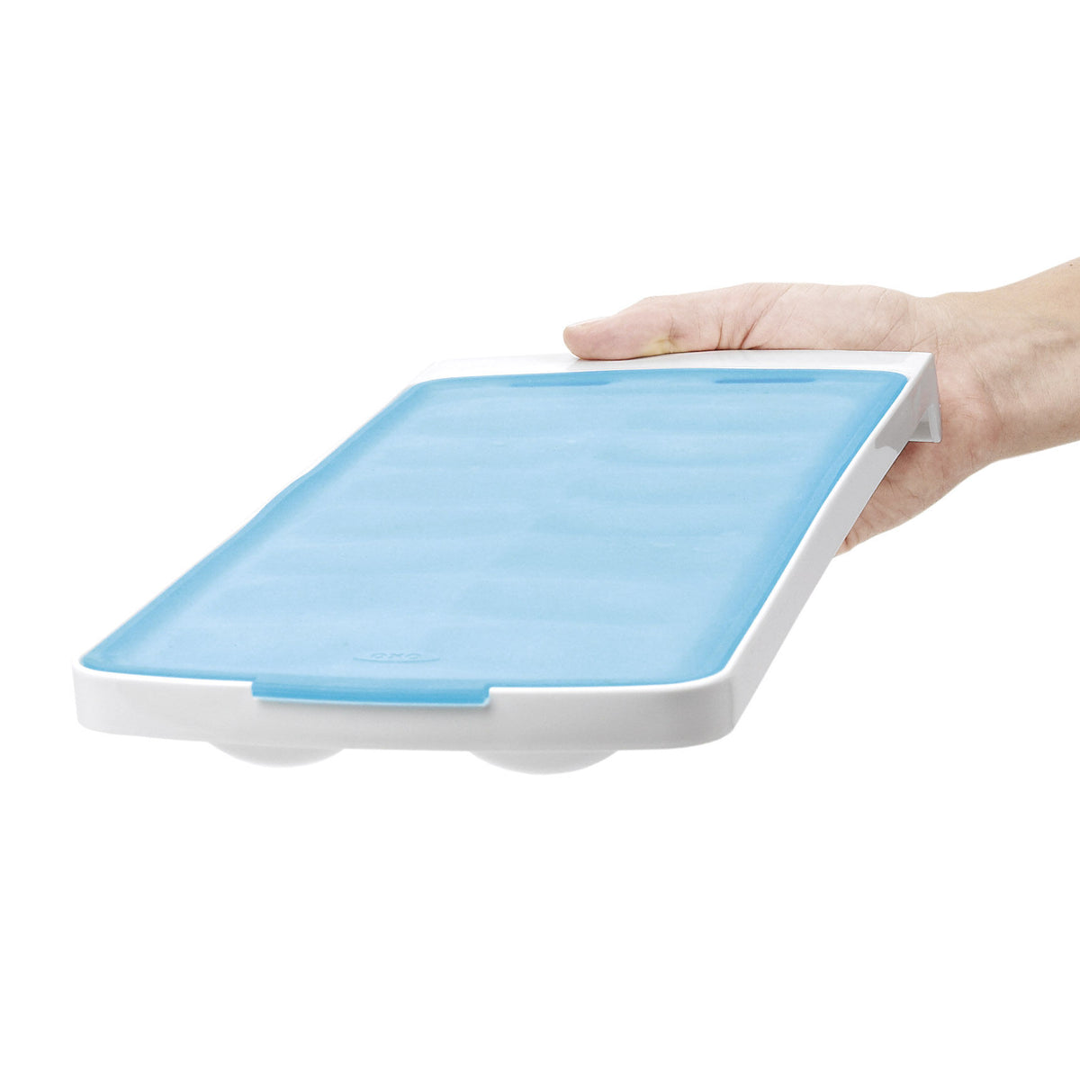 no-spill-ice-cube-tray-u9 1132080_3_no-spill_ice_cube_tray.jpg