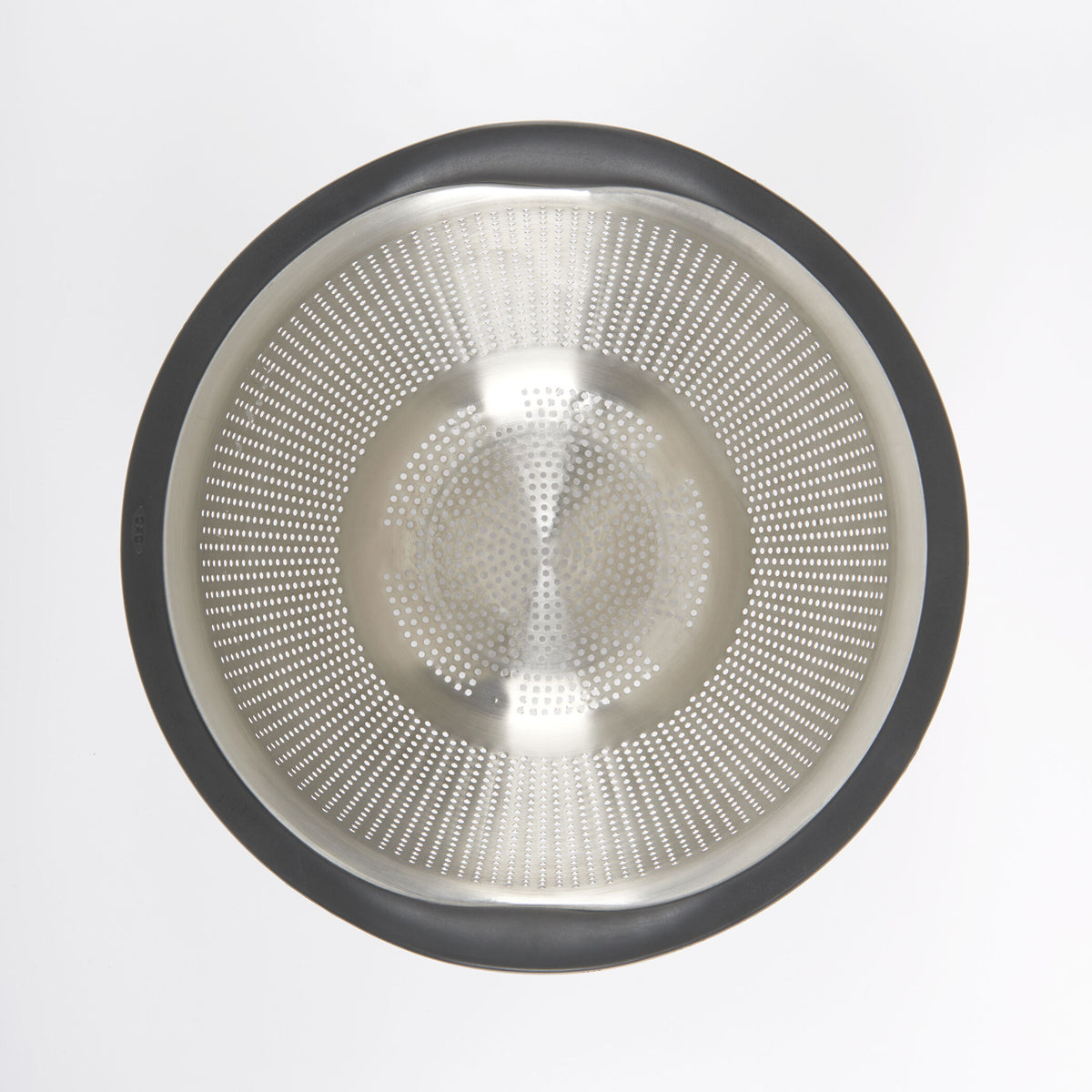 5-quart-stainless-steel-colander-a1 1134700_2_oxogoodgrips_5qtstainlesssteelcolander.jpg