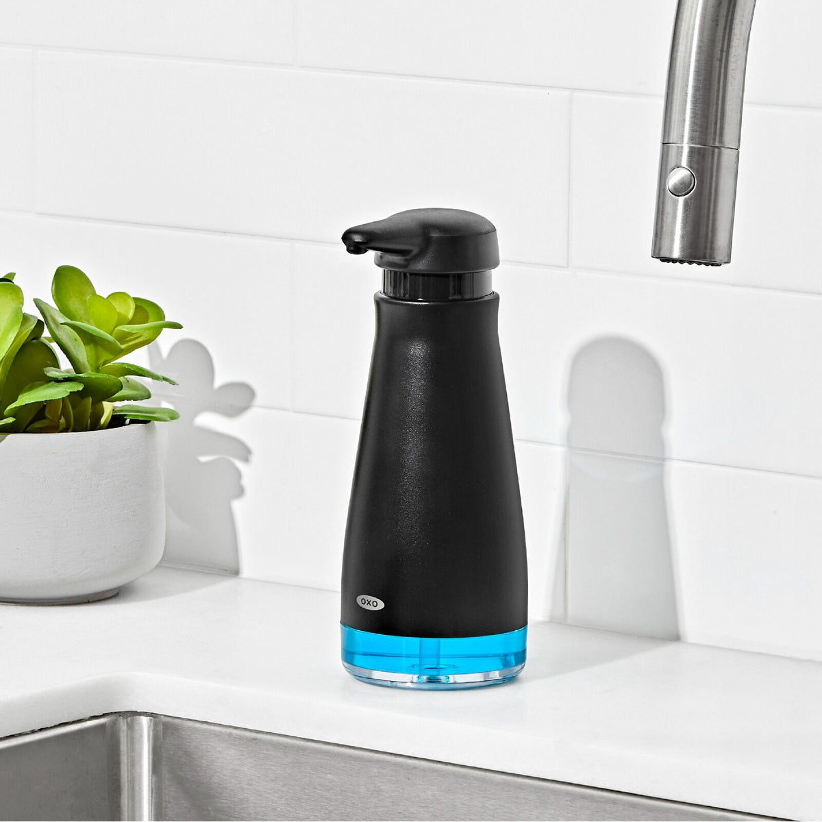 stainless-steel-soap-dispenser-black-l9 12427000_27.jpg