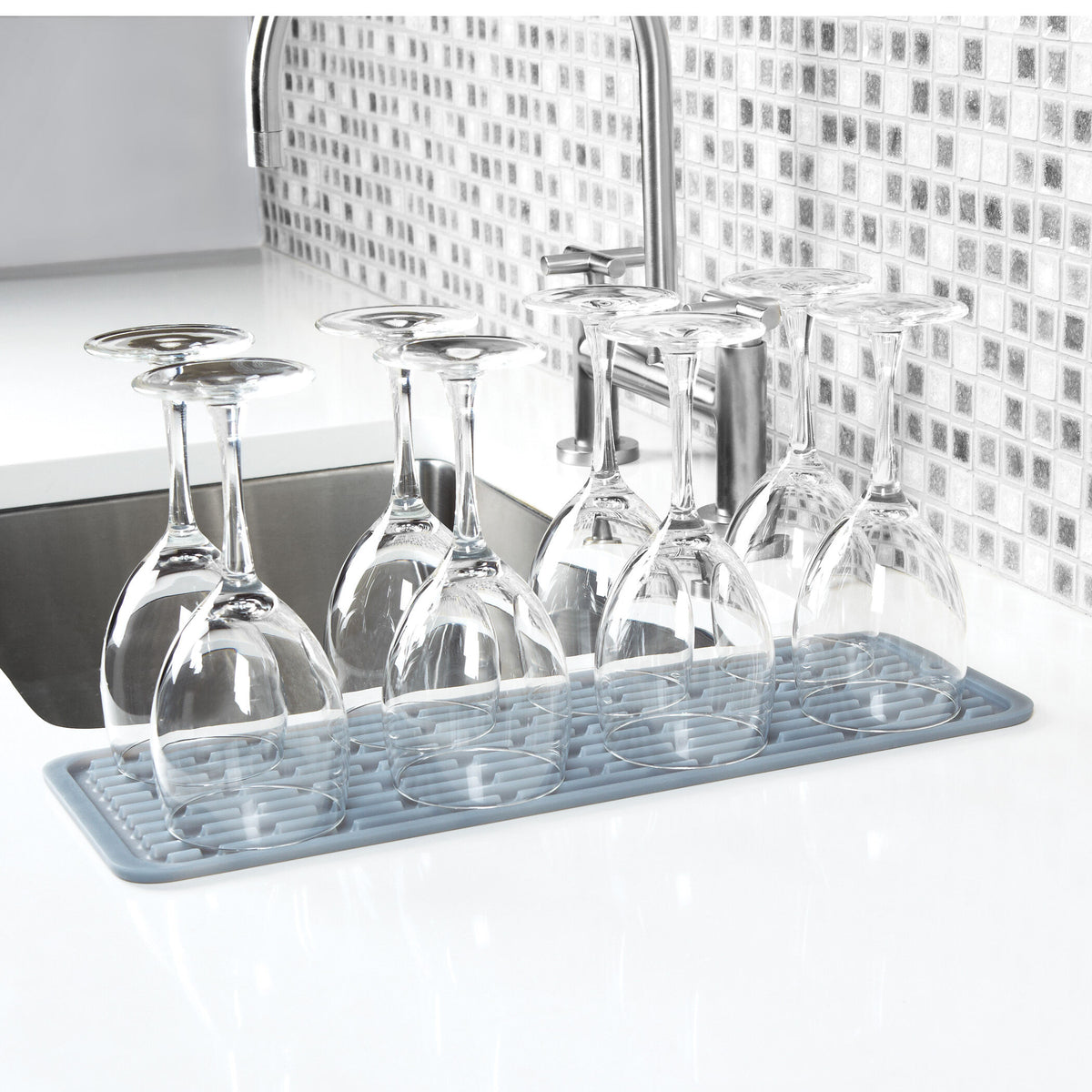 silicone-wine-glass-drying-mat-t2 1372100_3_silicone_wine_glass_drying_mat.jpg