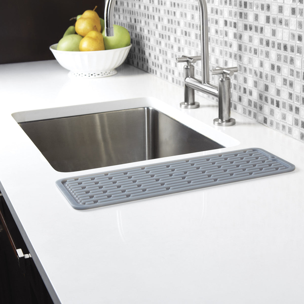 silicone-wine-glass-drying-mat-t2 1372100_4_silicone_wine_glass_drying_mat.jpg