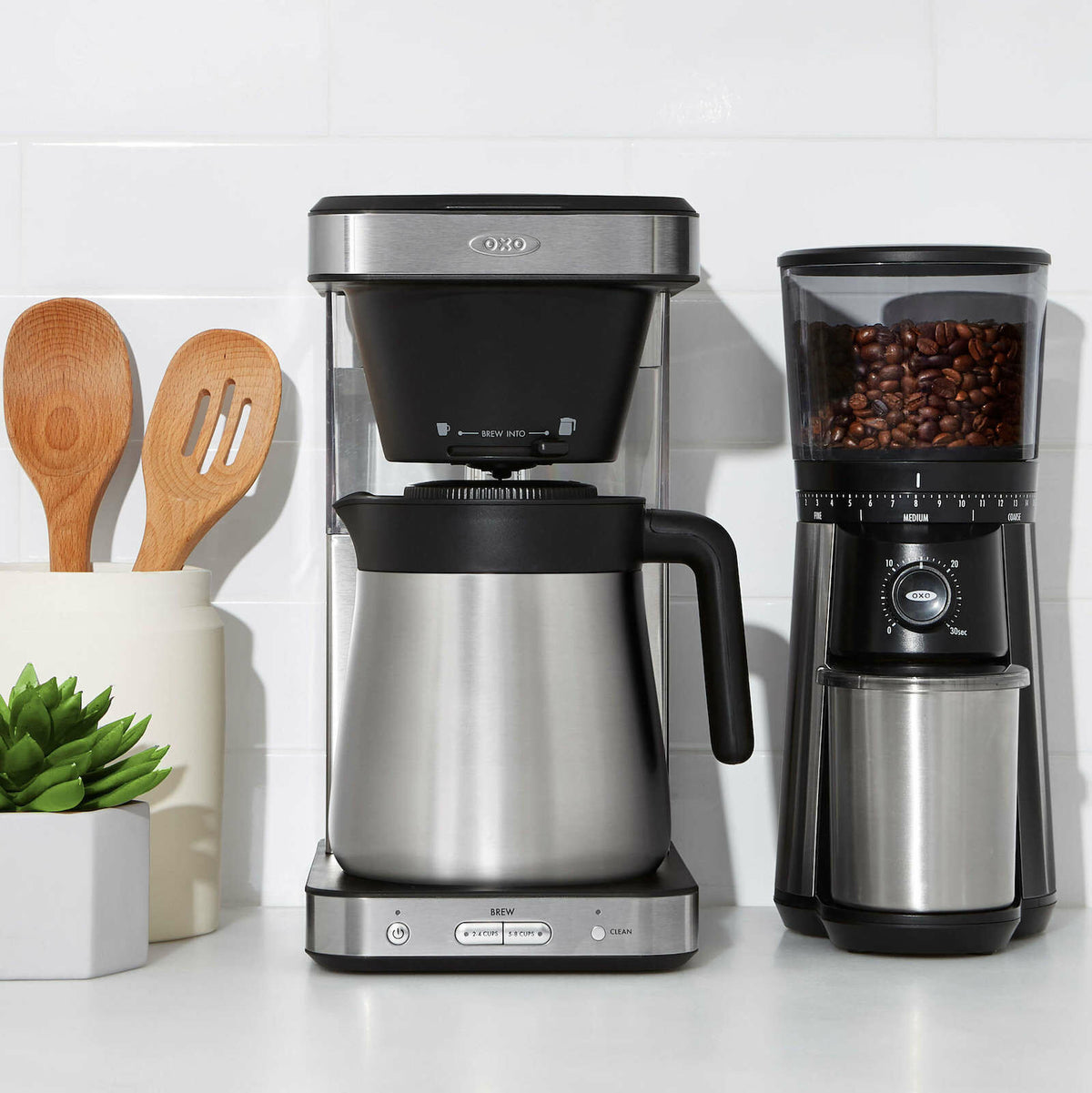 8-cup-coffee-maker-u6 br_8718800_071520_5_rgb_1_.jpg