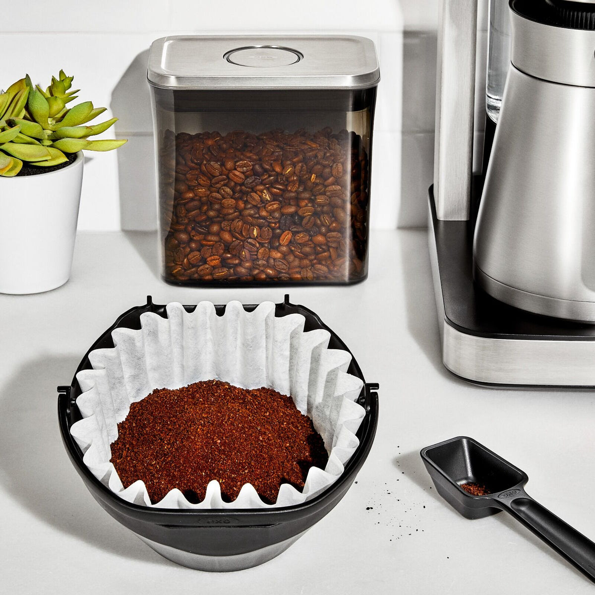 commercial-basket-style-large-coffee-filters-n1 brew_11358800_12cupcoffeefilter_pdp_02.jpg