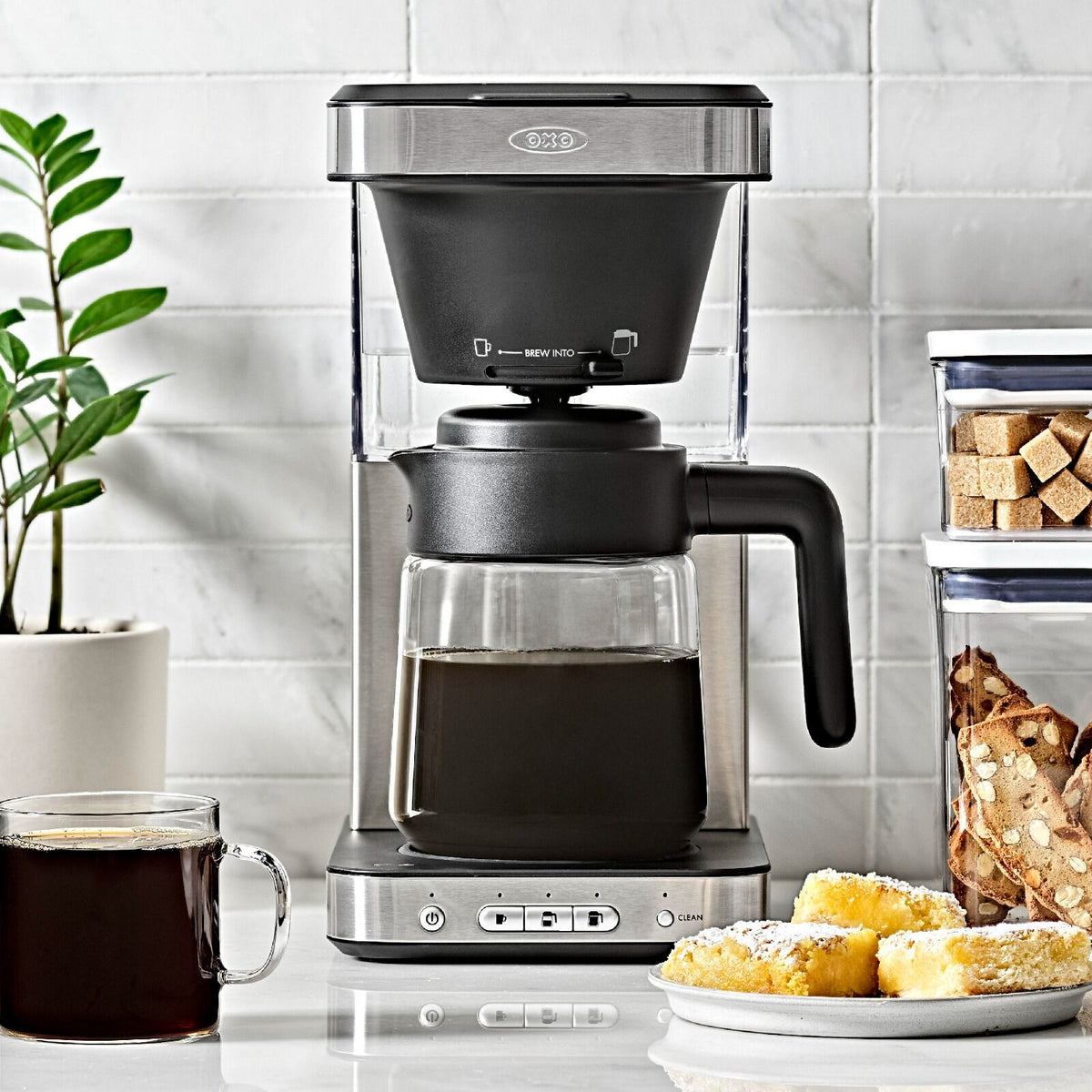 8-cup-coffee-maker-with-podless-single-serve-function-and-glass-carafe-h4 brew_8722000_8-cup-glass-coffee-maker-podless_pdp_01.jpeg