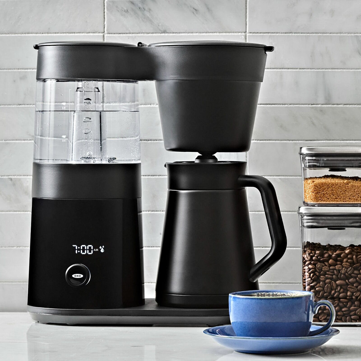 9-cup-coffee-maker-matte-black-h7 brew_8725000_9-cup-coffee-maker-black_pdp_01.jpeg
