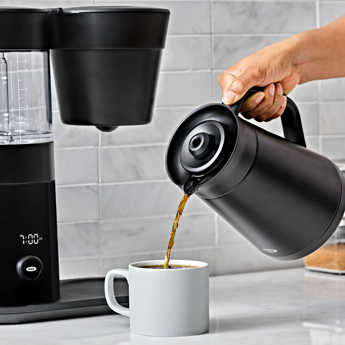9-cup-coffee-maker-matte-black-h7 brew_9-cup-coffee-maker-black_pdp_07.jpeg