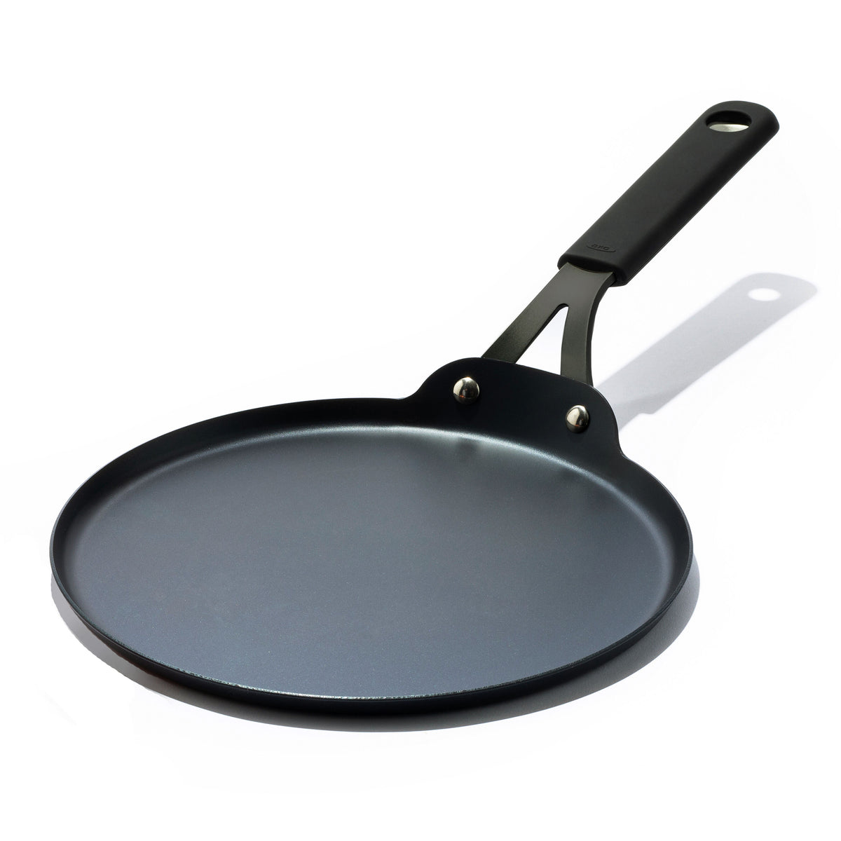 obsidian-carbon-steel-10-inch-crepe-pan-with-silicone-sleeve-n1 cc005102-001-1.jpg