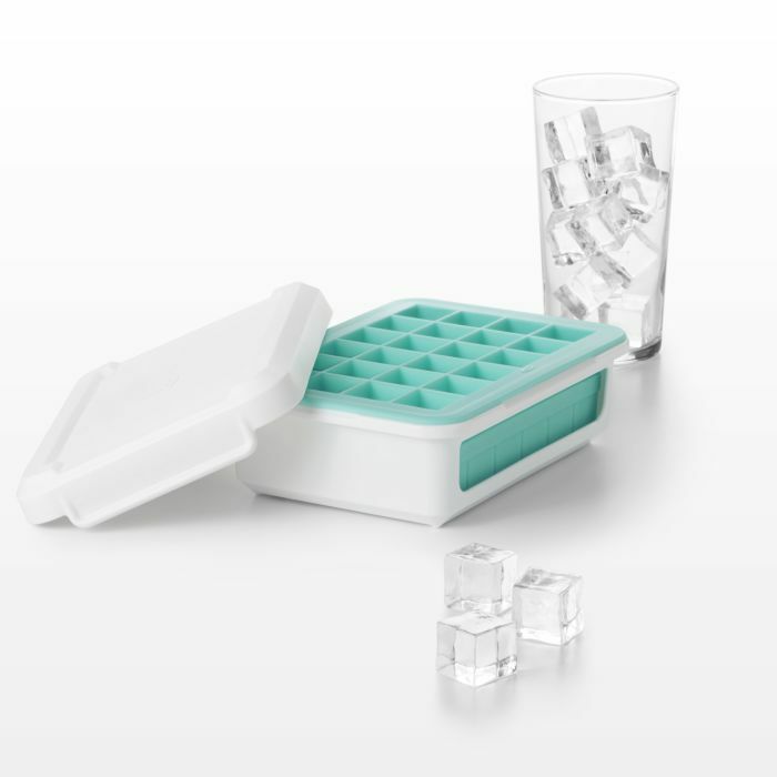 covered-silicone-ice-cube-tray-cocktail-cubes-z7 covered_silicone_ice_cube_tray-cocktail_cubes_11154300_4.jpg