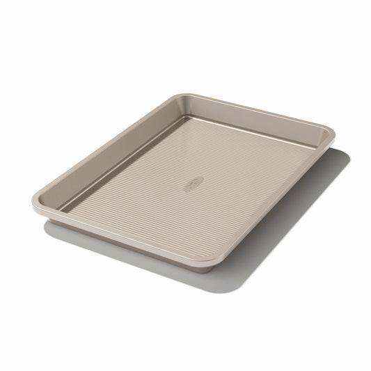 non-stick-pro-quarter-sheet-jelly-roll-pan-9-x-13-b4 gg_11165000v1_201216_01_1_.jpg