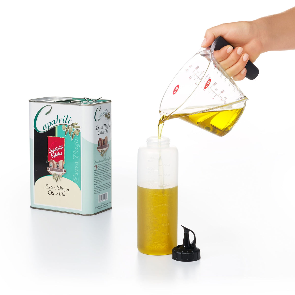 oxo-chef-s-squeeze-bottles-12-ounces-l0 gg_11219300_4.jpg