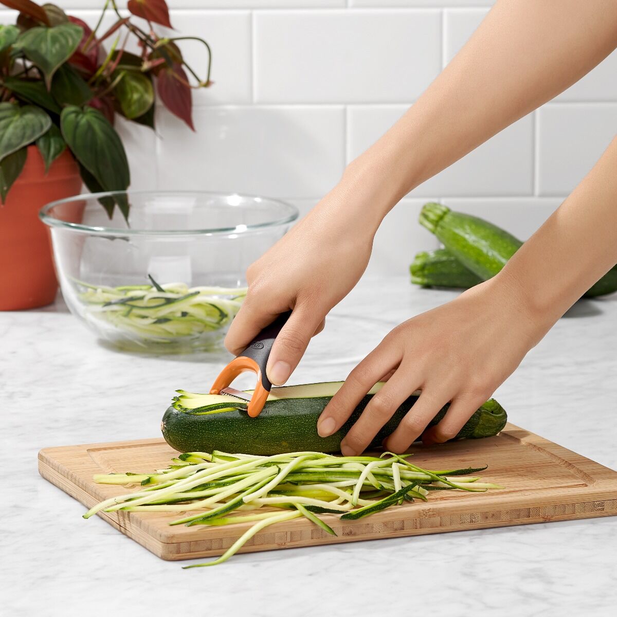 3-piece-prep-peeler-set-assorted-blades-n0 gg_11244100_4c_3.jpg