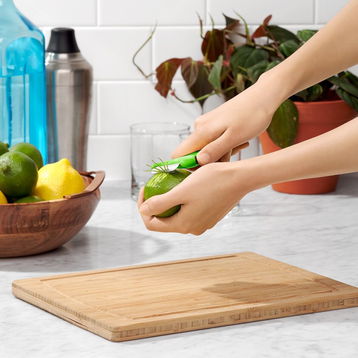 citrus-peeler-b7 gg_11244200_4.jpg
