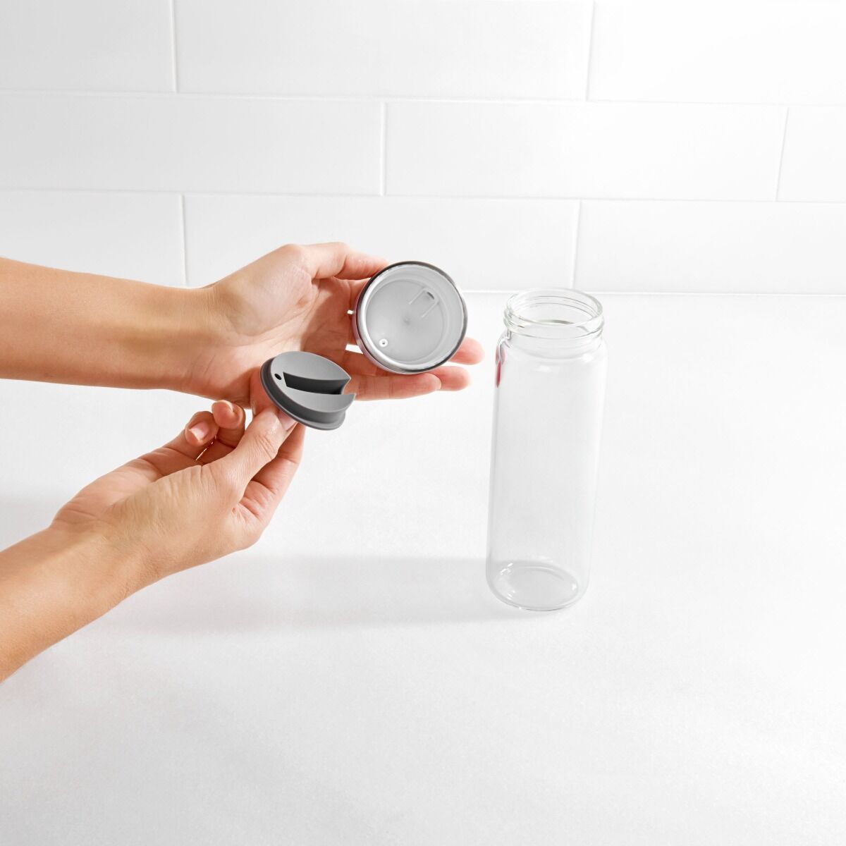 precision-pour-glass-dispenser-12-oz-k8 gg_11247900_4b.jpg