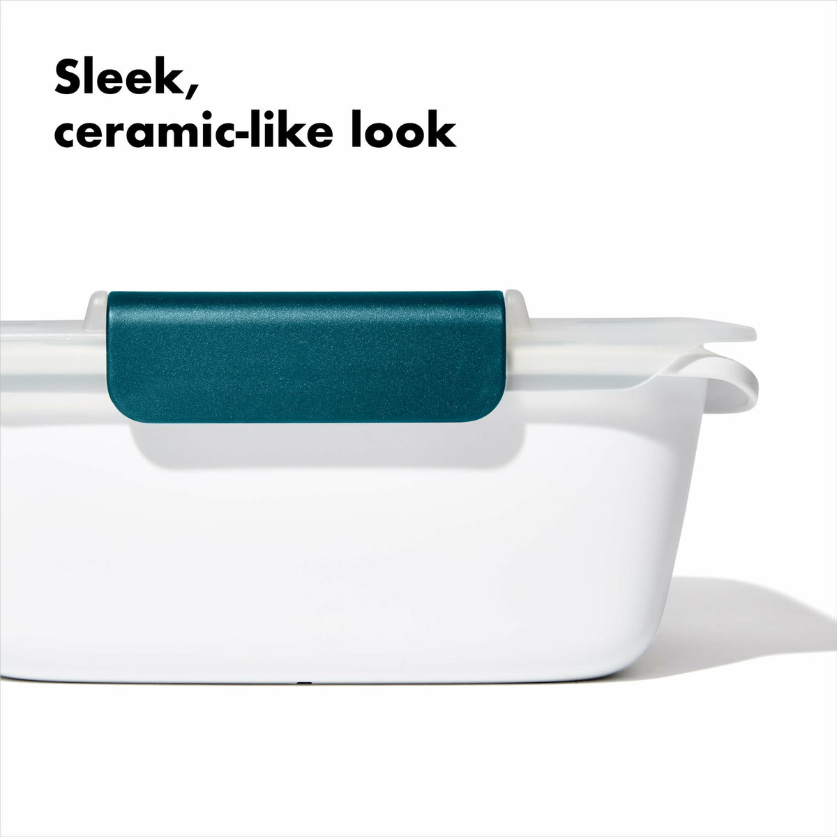 prep-and-go-salad-container-h1 gg_11301500___8b_1_.jpg