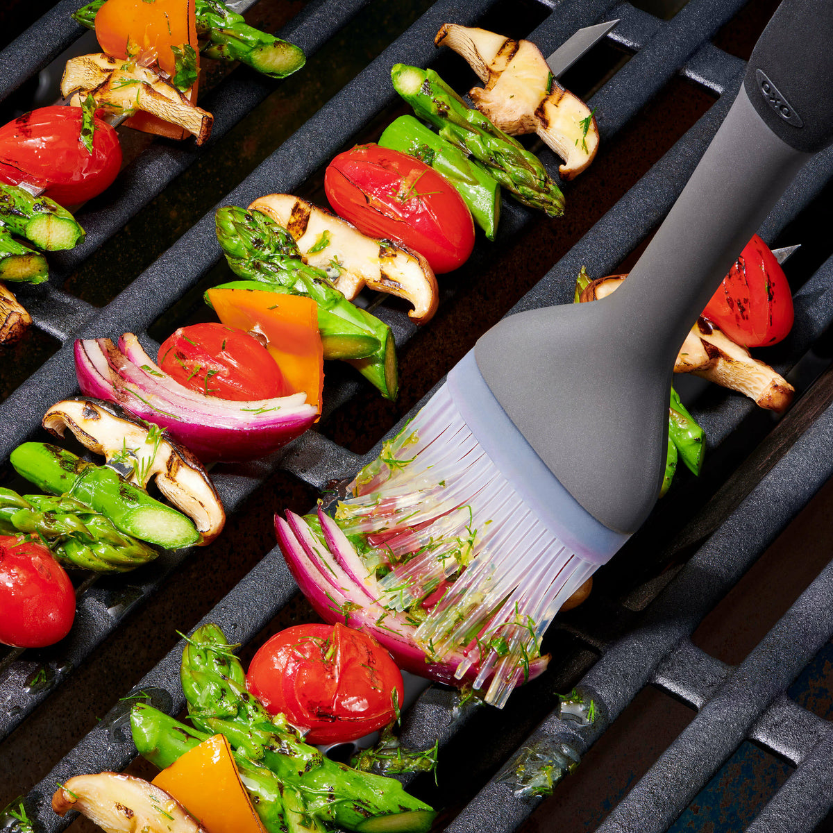 grilling-basting-brush-o0 gg_11309300_052020_10_rgb_1_.jpg
