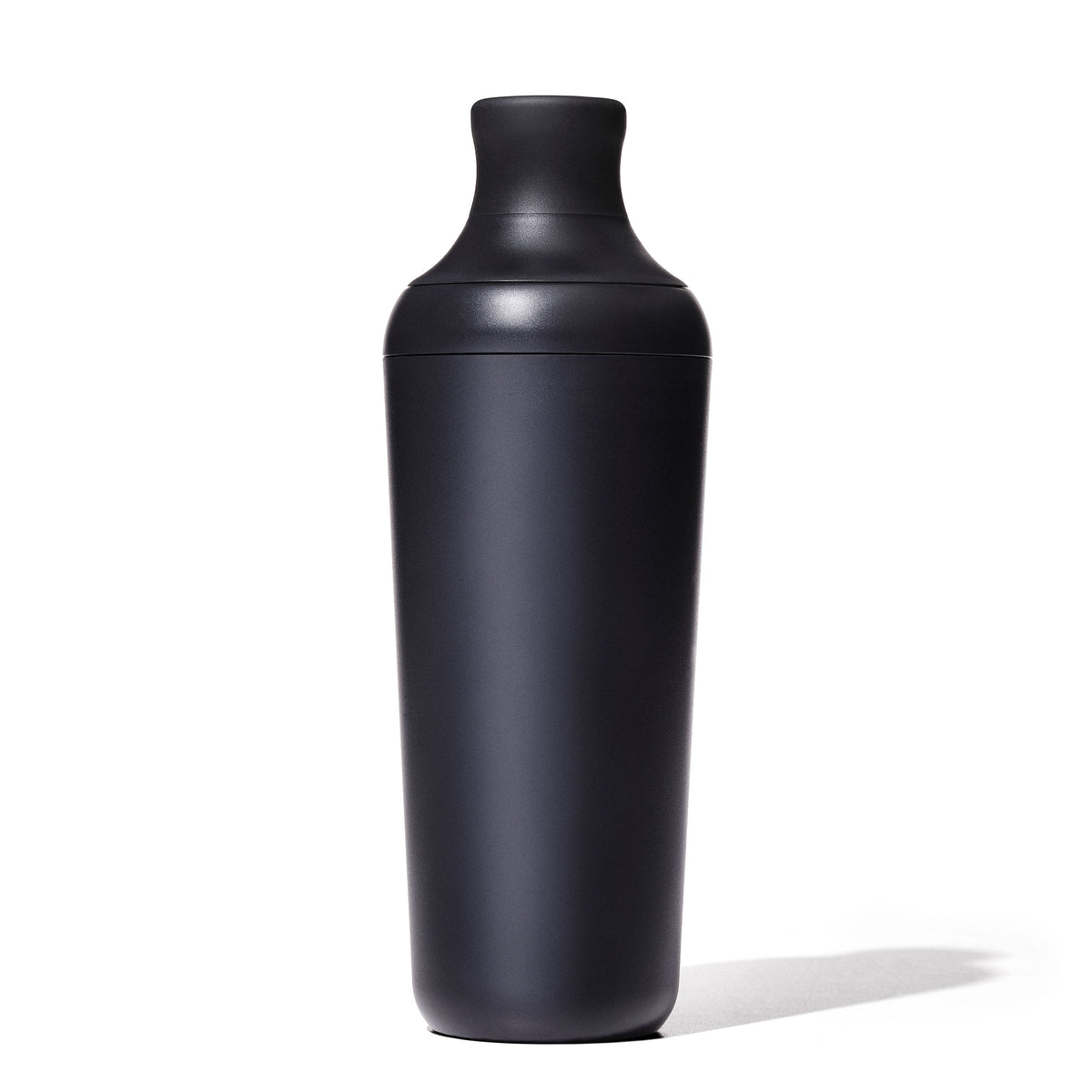oxo-good-grips-plastic-cocktail-shaker-20-oz-590-ml-capacity-e7 gg_11327200_012221_06_rgb.jpg