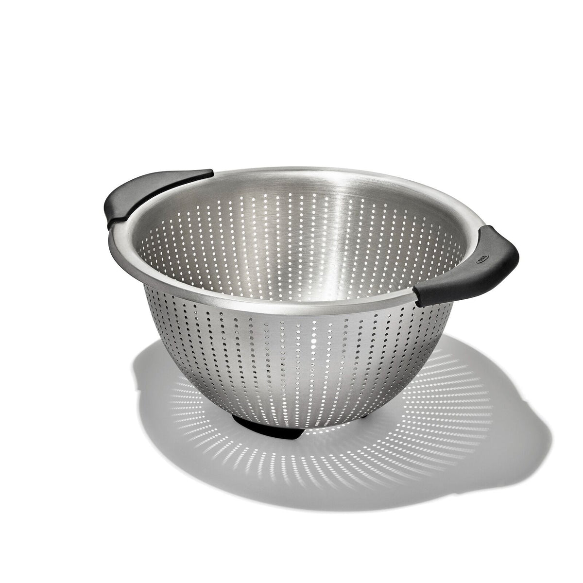 5-qt-stainless-steel-colander-t1 gg_11330900_stainlesssteelcolander5qt_02_rgb.jpg
