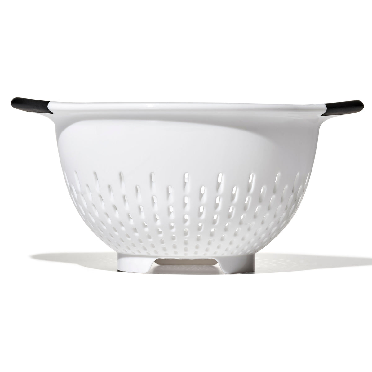 plastic-colander-n6 gg_11331000_plasticcolander3qt_pdp_03.jpg