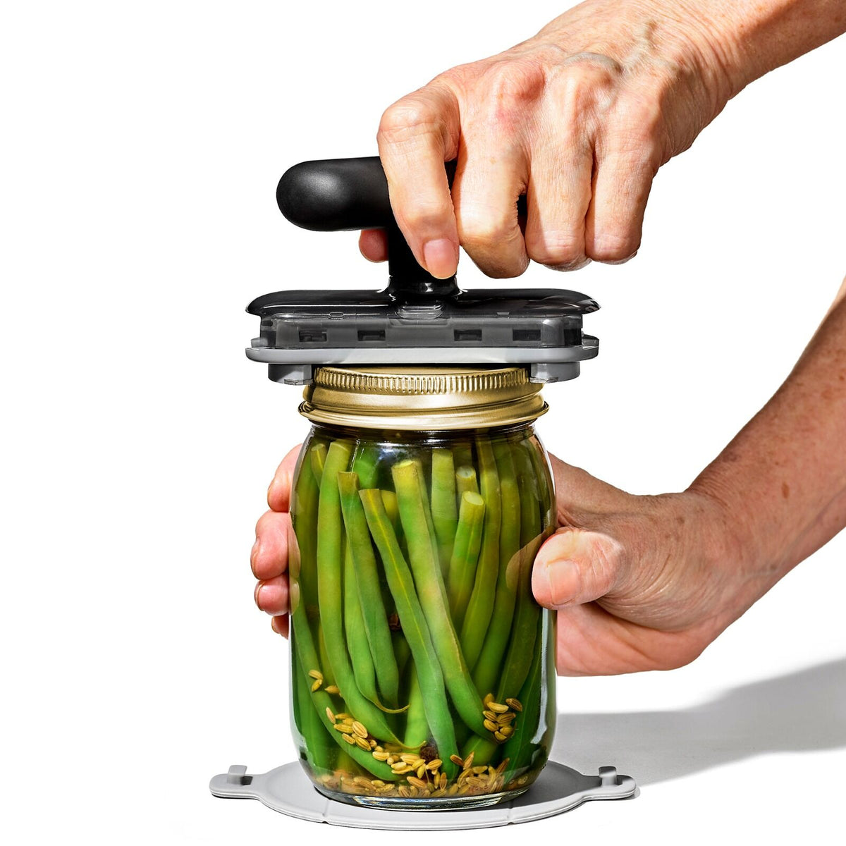 twisting-jar-opener-with-basepad-k6 gg_11332200_jaropenerwithbasepad_pdp_02_1.jpg