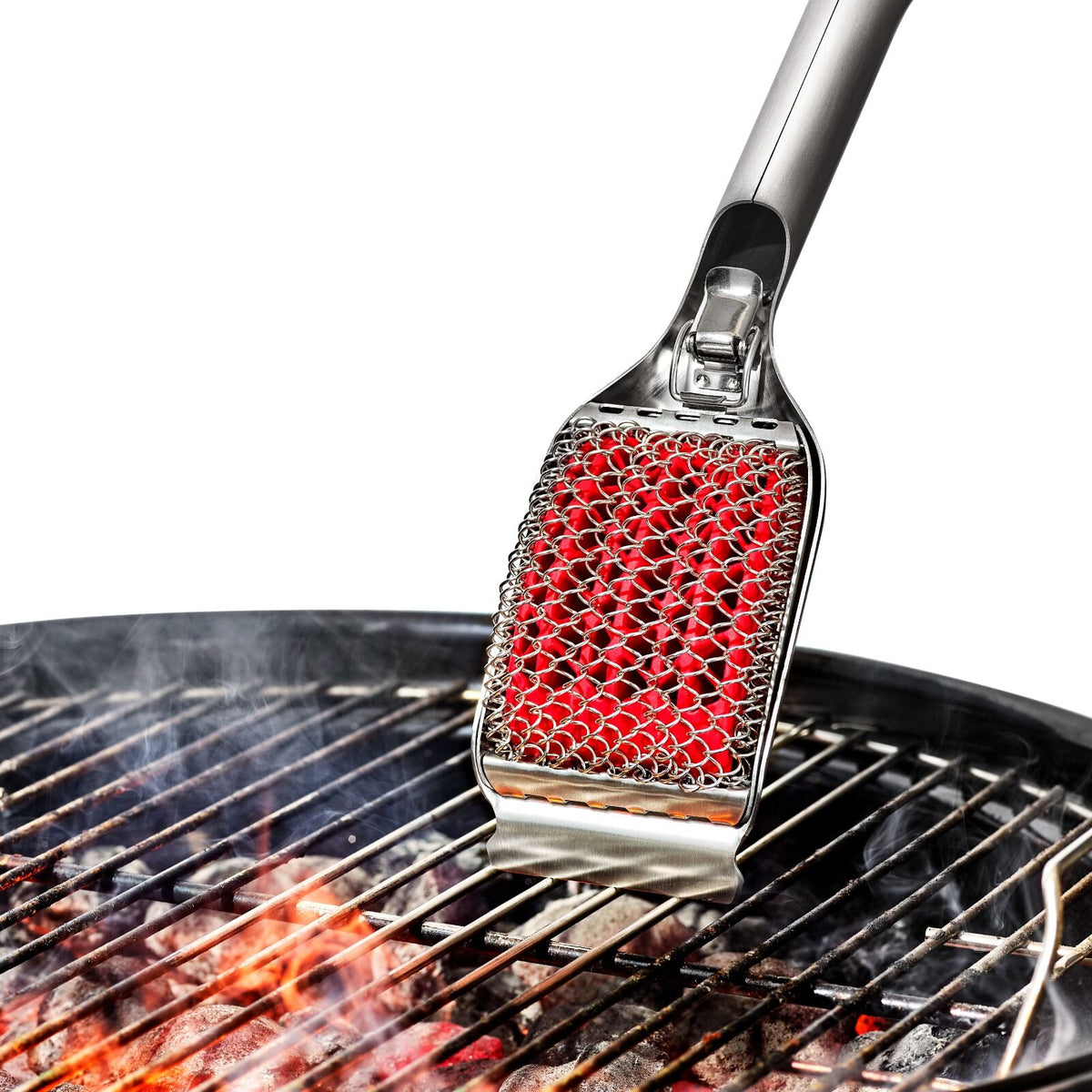 coiled-grill-brush-with-replaceable-head-m8 gg_11356300_coiledgrillbrush_pdp_03.jpg