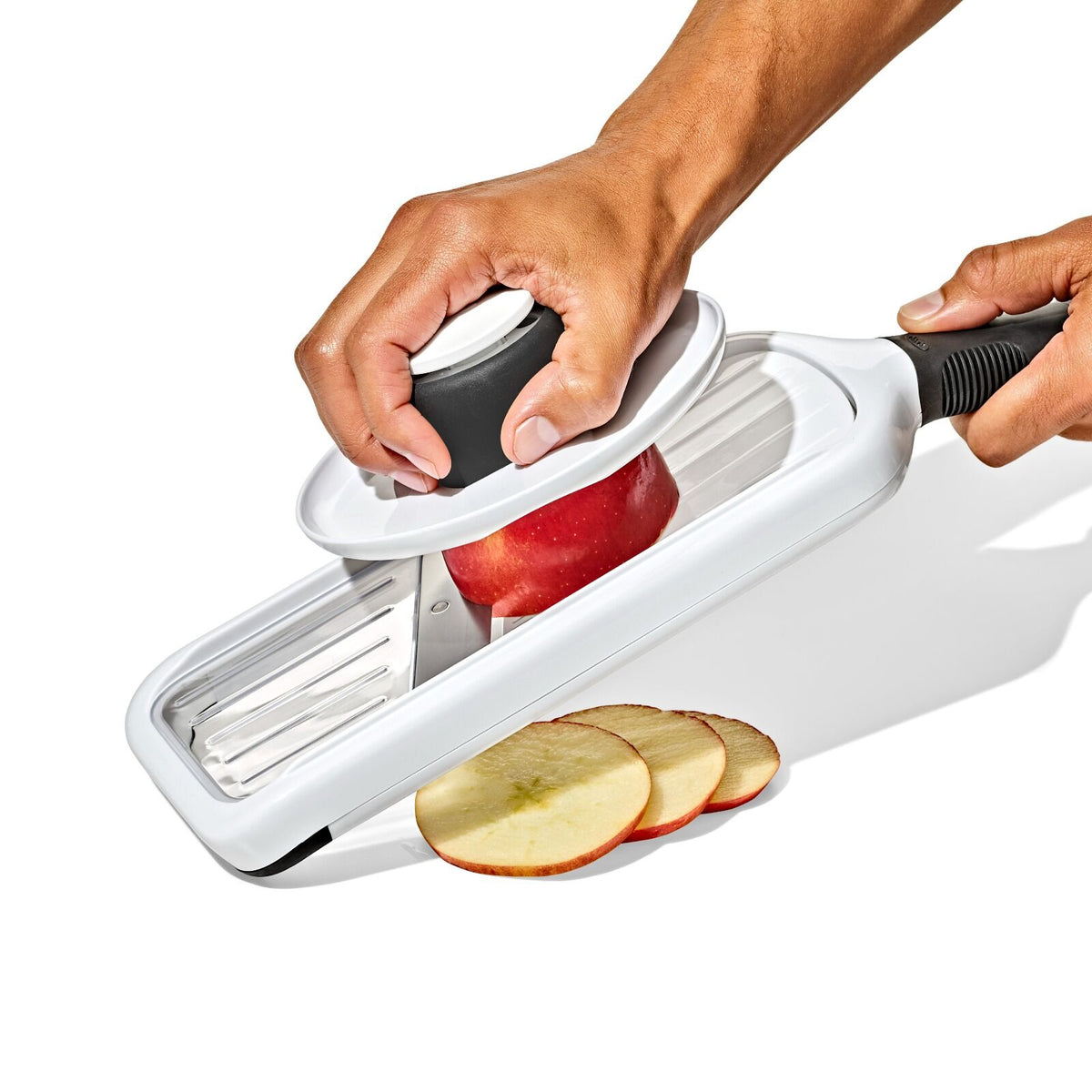 precision-handheld-mandoline-c9 gg_11391800_precisionhandheldmandoline_pdp_02.jpeg