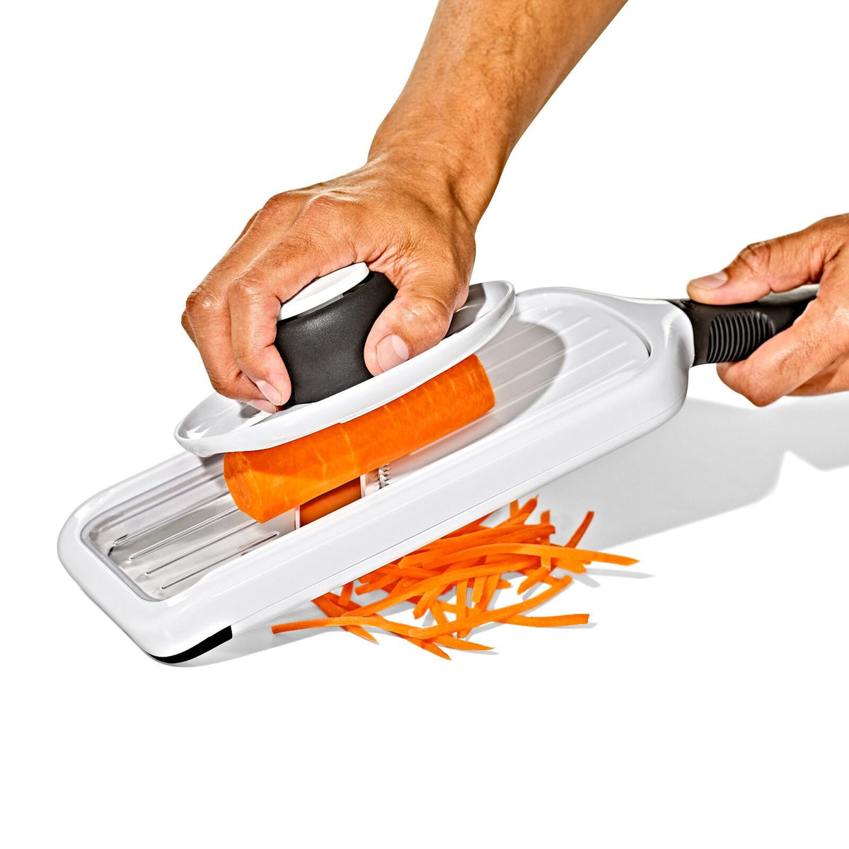 precision-handheld-mandoline-c9 gg_11391800_precisionhandheldmandoline_pdp_03.jpeg