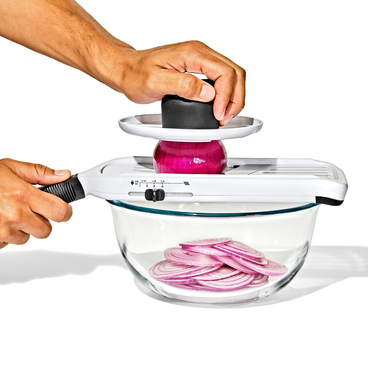 precision-handheld-mandoline-c9 gg_11391800_precisionhandheldmandoline_pdp_04.jpeg