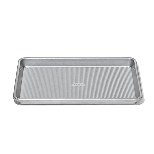 non-stick-pro-clear-coated-jelly-roll-pan-i7 gg_11435000_jelly-roll-pan_apdp_00_main.jpeg