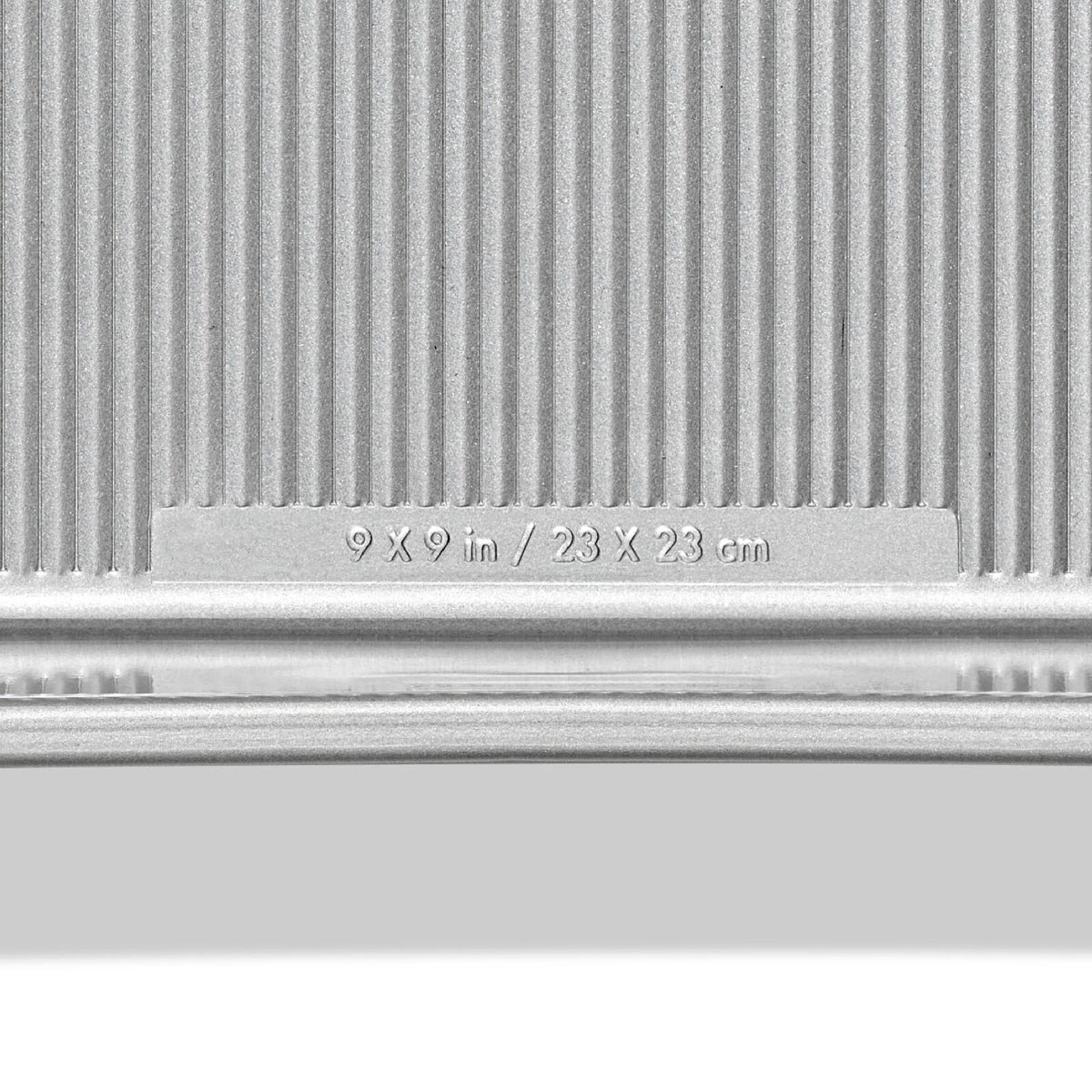 nonstick-pro-clear-coated-9in-square-cake-pan-y4 gg_11435200_9in-square-cake-pan_pdp_06.jpeg
