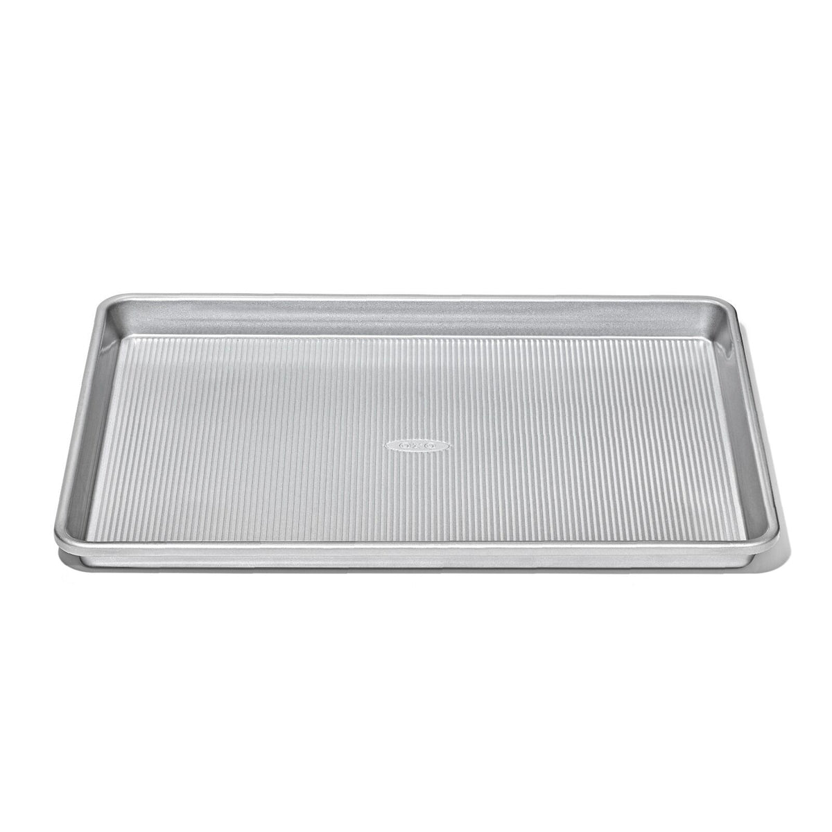 non-stick-pro-clear-coated-half-sheet-pan-p6 gg_11435300_half-sheet-pan_apdp_00_main.jpeg