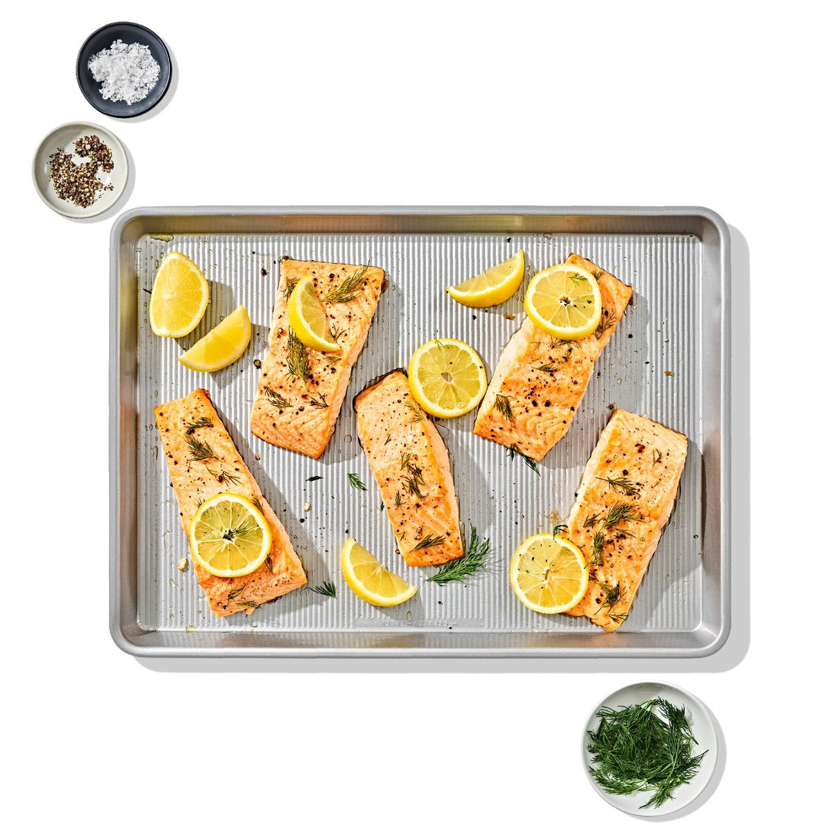 non-stick-pro-clear-coated-half-sheet-pan-p6 gg_11435300_half-sheet-pan_pdp_03.jpeg