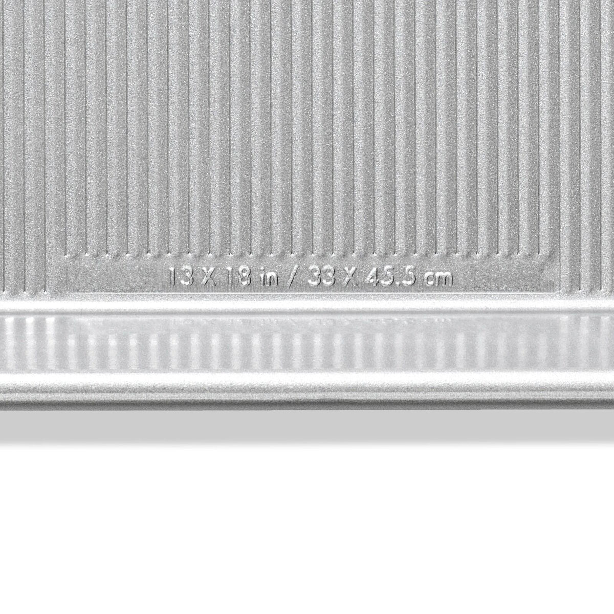 non-stick-pro-clear-coated-half-sheet-pan-p6 gg_11435300_half-sheet-pan_pdp_05.jpeg