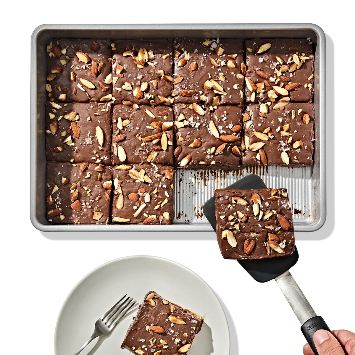non-stick-pro-clear-coated-9inx13in-cake-pan-r4 gg_11435500_9x13-cake-pan_pdp_03.jpeg