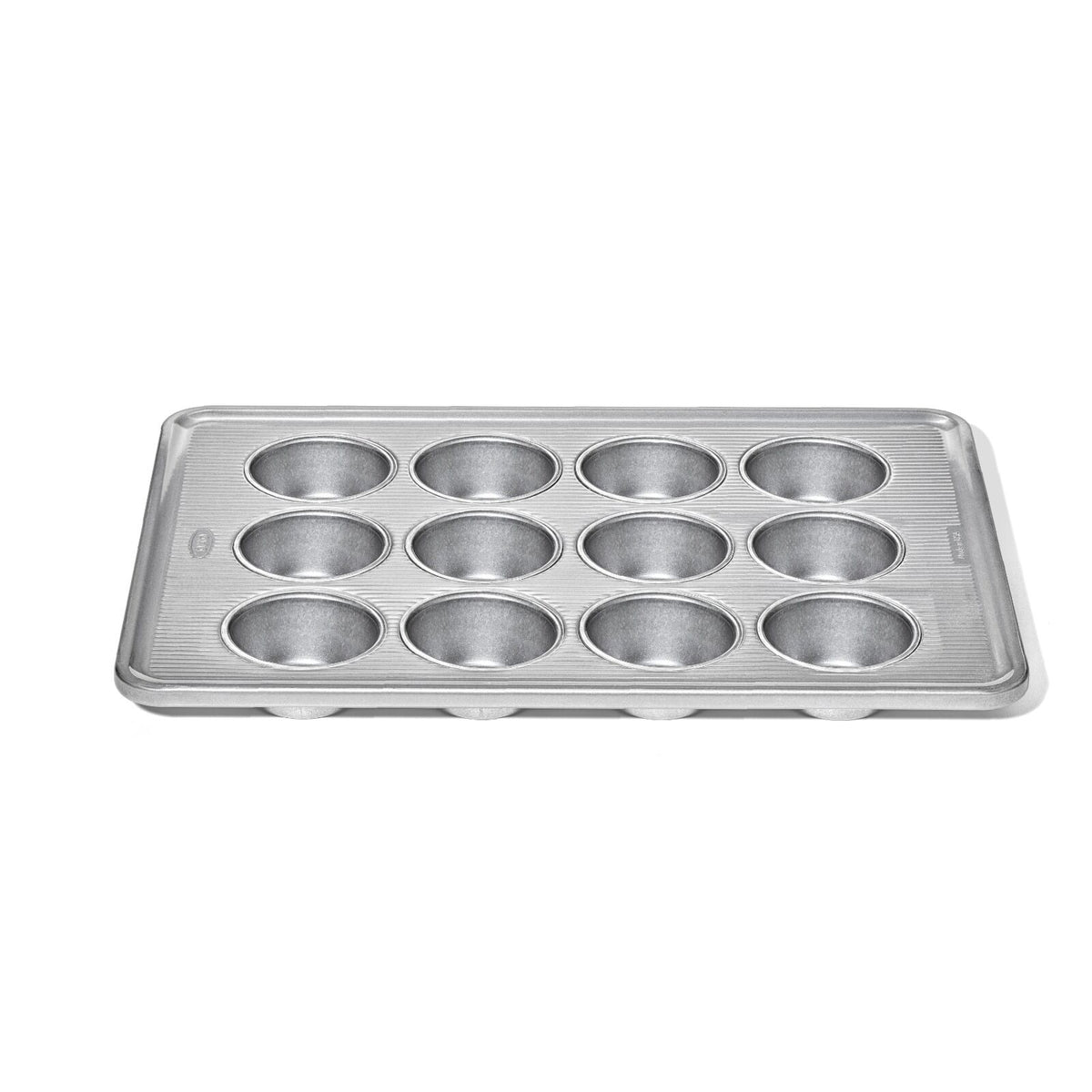non-stick-pro-clear-coated-12-cup-muffin-pan-q9 gg_11435600_12-cup-muffin-pan_apdp_00_main.jpeg
