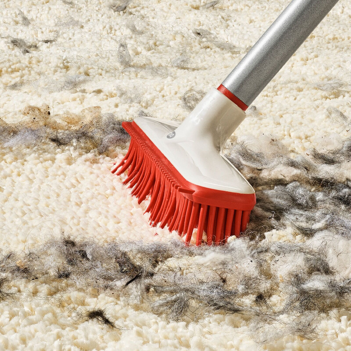 oxo-good-grips-fur-broom-e4 gg_12423000_fur-broom-compact_pdp_05.jpeg