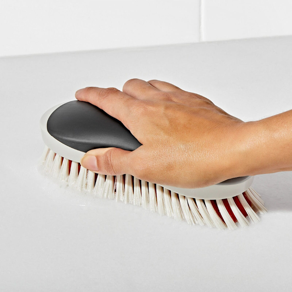 grout-brush-and-heavy-duty-scrub-brush-combo-set-w2 gg_12426100_grout-and-heavy-duty-brush-2-pack_pdp_02.jpeg