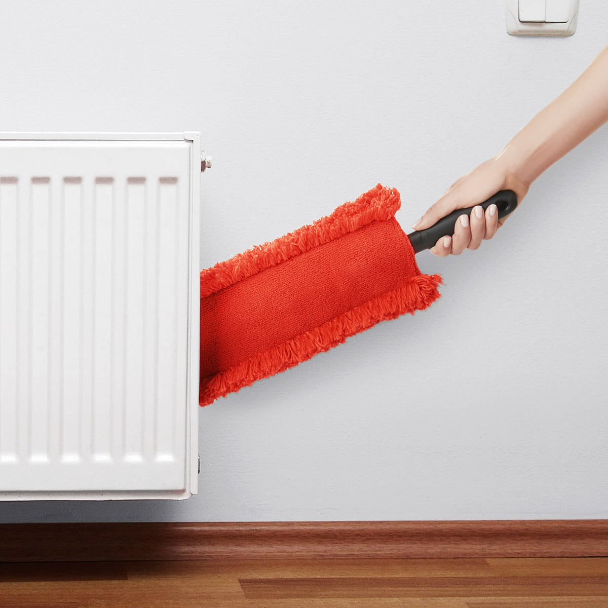 microfiber-under-appliance-duster-g8 gg_1245400_4d_1__1.jpg