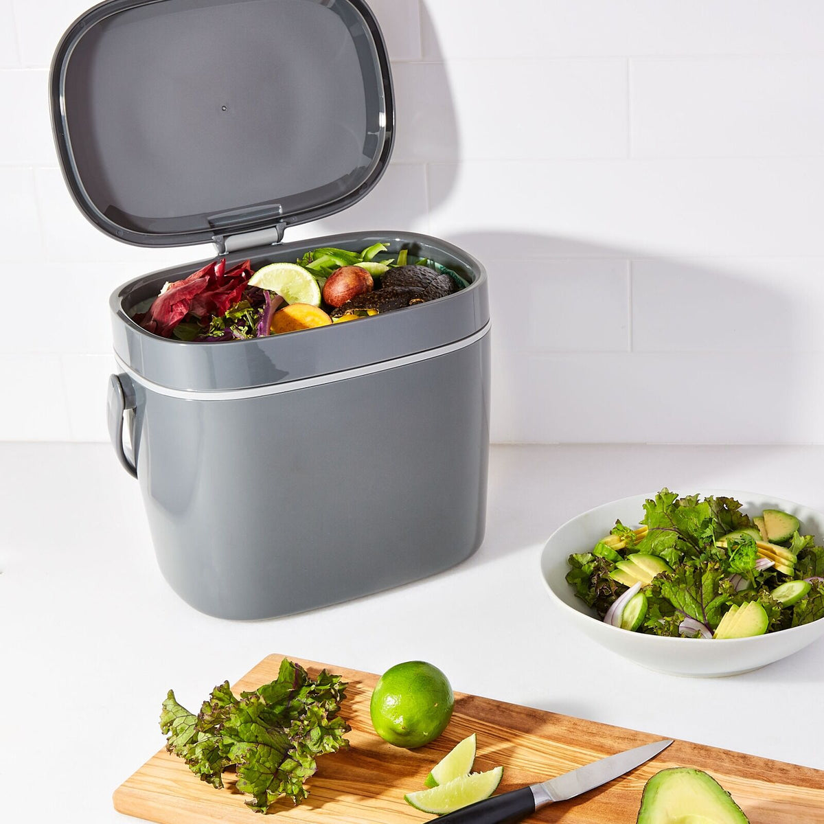 easy-clean-compost-bin-1-75-gal-v1 gg_13294600_9b.jpg