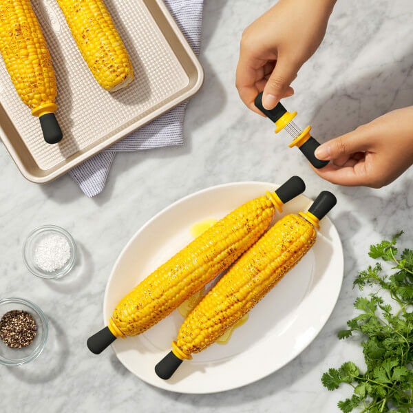 corn-holders-r6 nmagocbjtowlrvjwq7wk.jpg