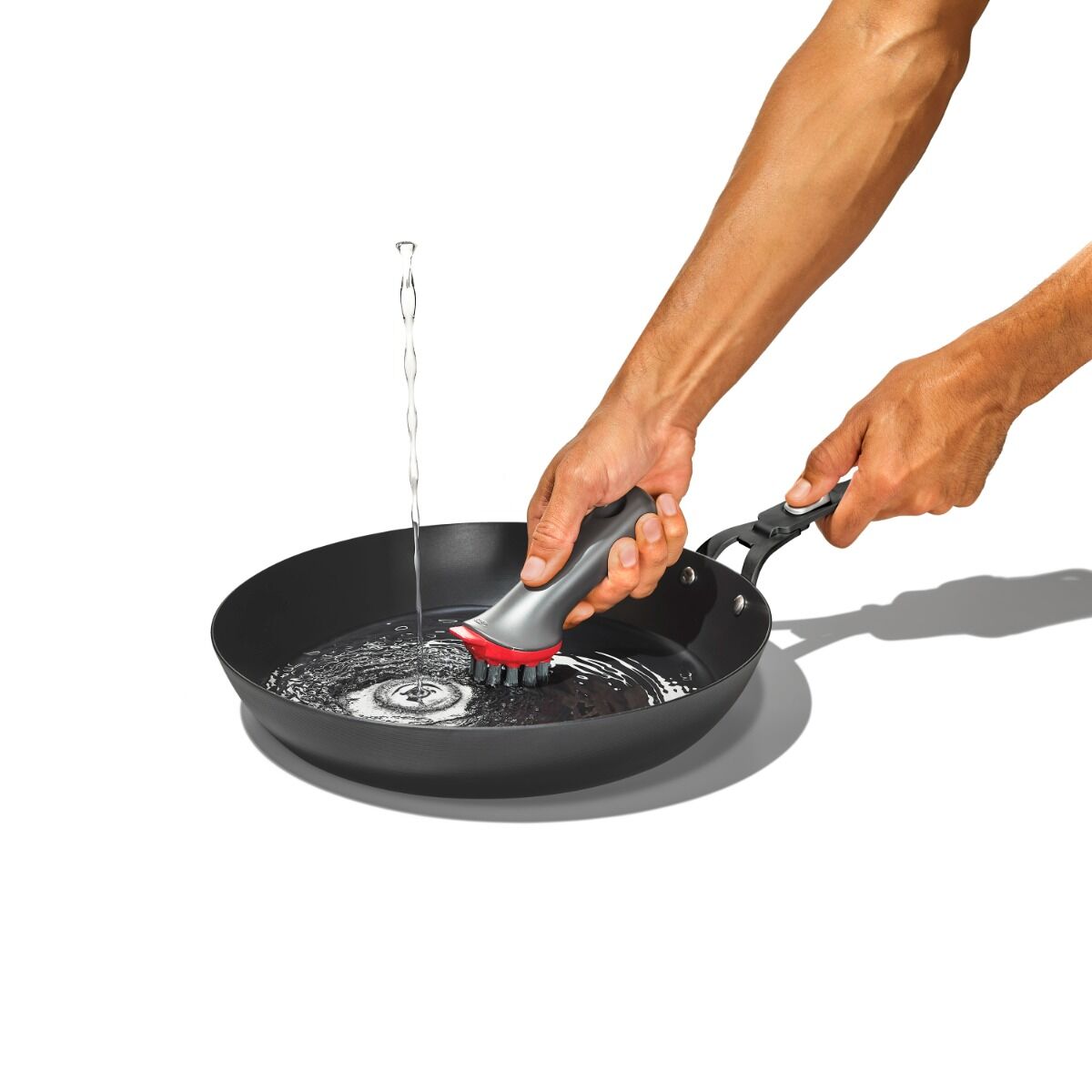 carbon-steel-with-removable-handle-10in-pan-u4 od__2059640001__10incarbonsteelpan_79_p_03_rgb.jpg