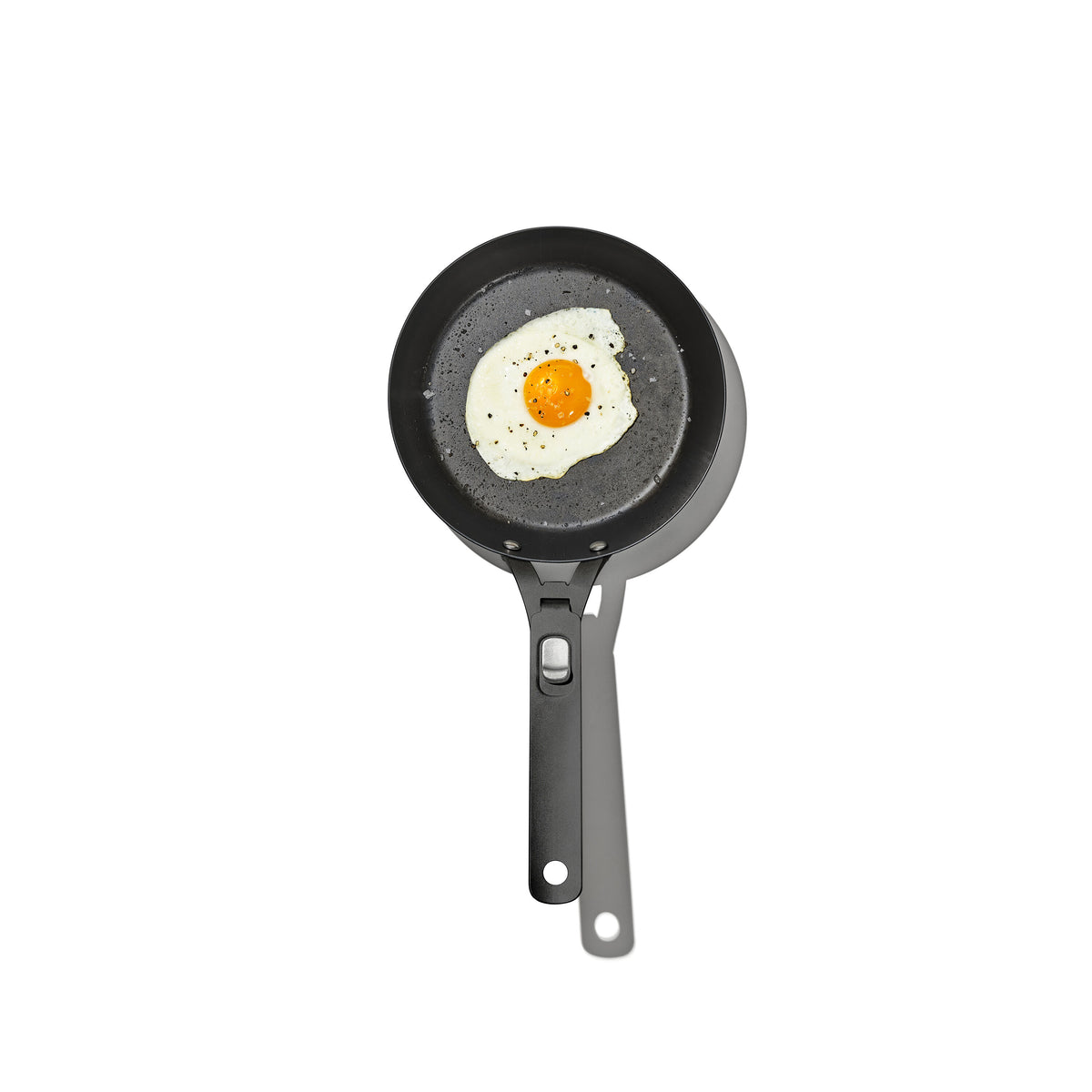 carbon-steel-with-removable-handle-8in-pan-y7 od__2059660001__8incarbonsteelpan_72_p_rgb_1.jpg