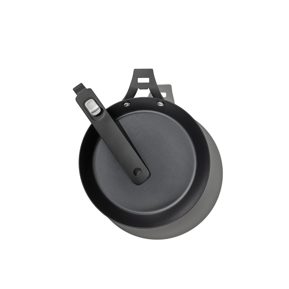 carbon-steel-with-removable-handle-8in-pan-y7 od__2059660001__8incarbonsteelpan_73_p_rgb.jpg