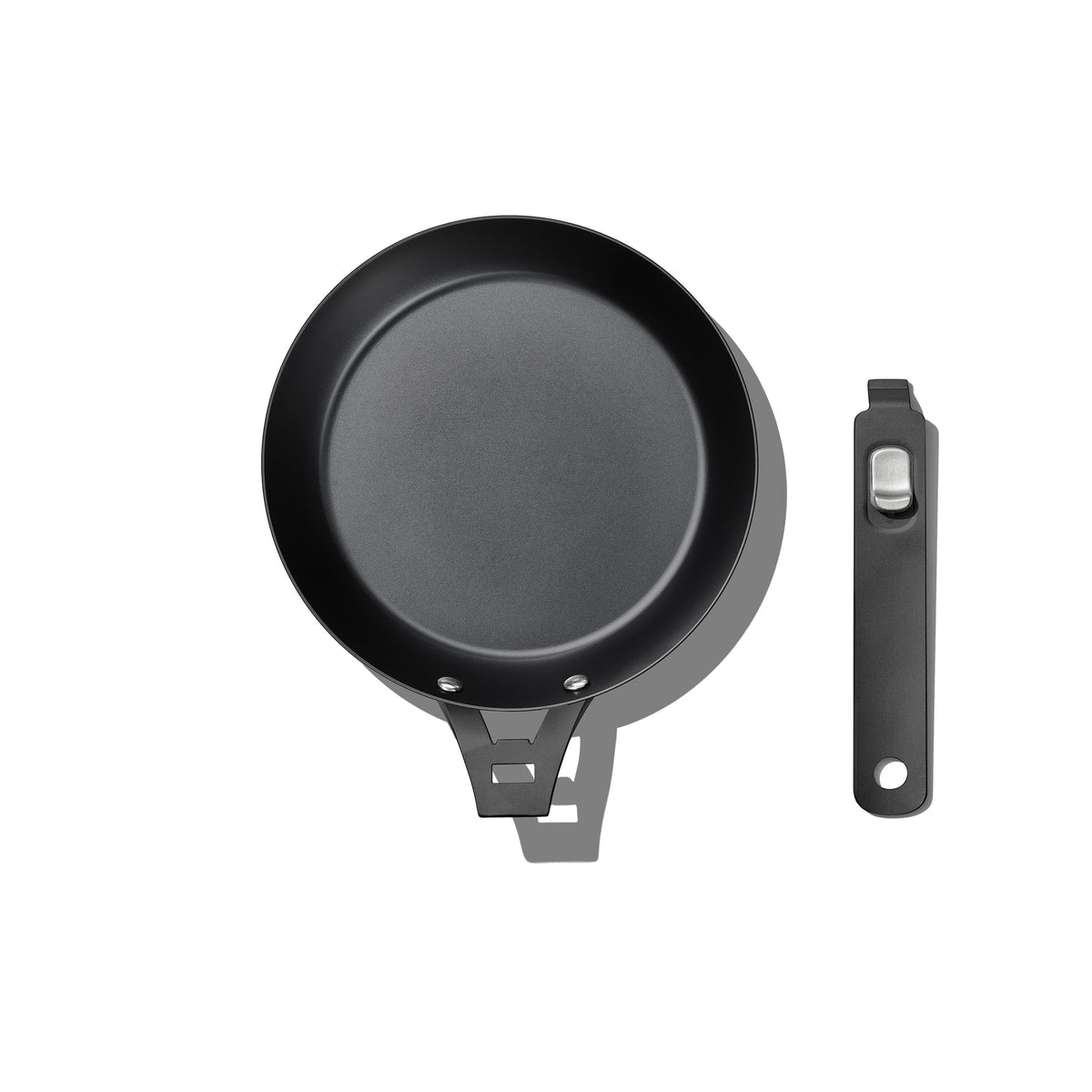 carbon-steel-with-removable-handle-8in-pan-y7 od__2059660001__8incarbonsteelpan_75_rgb.jpg