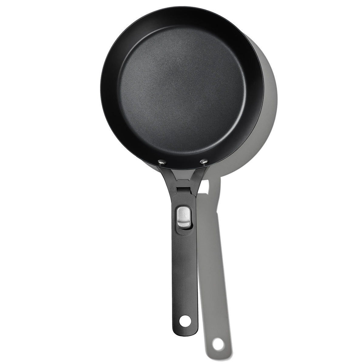 carbon-steel-with-removable-handle-8in-pan-y7 od__2059660001__8incarbonsteelpan_76_01_rgb.jpg