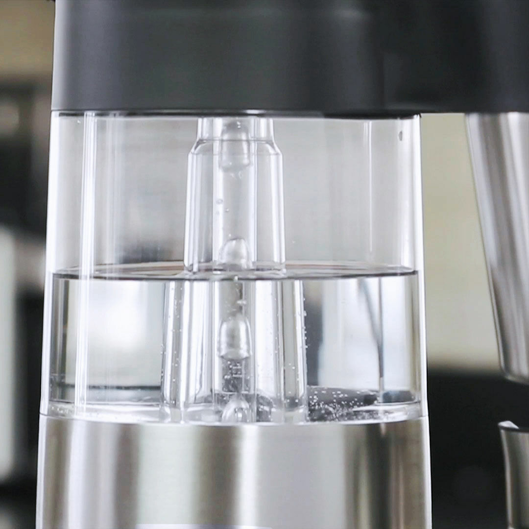 9-cup-coffee-maker-t9 on_8710100_water-tank_1.jpg